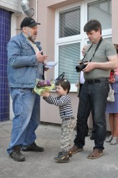 Největší hrdina babyboxů, Zdeněk Juřica. Jeho firma MONTEL v Náměšti nad Oslavou novou generaci babyboxů vyrábí, montuje a opravuje