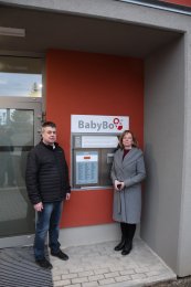 Výrobci babyboxu Jitka a Zdeněk Juřicovi MONTEL Náměšť nad Oslavou.