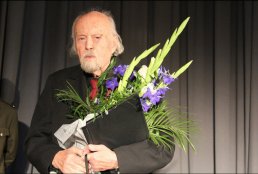 Milan Nakonečný při přebírání Ceny města Tábora 2017  