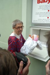 Miloň Čepelka zopakoval svou roli mamky z první Cimrmanovské hry Akt