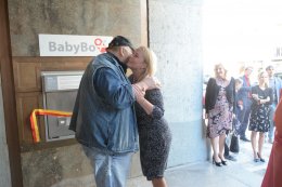 Jana Černochová a babydědek.