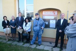 Zleva Jana Müllerová, Leona Machková, Martin Kupka, radní pro sociální oblast Jaroslava Němcová, Tomáš Gall.