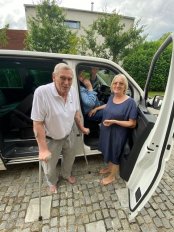 Na zpáteční cestě jsem navštívil manžele Janu a Karla Severinovi, majitele společnosti S:LUKAS, s. r. o.! Severinovi jsou tradičním mecenášem babyboxů! Děkuju, milí Jano a Karle!
